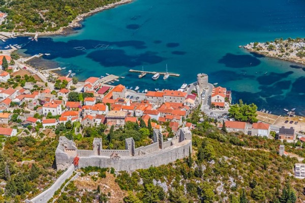 Split to Dubrovnik via Ston One Way Private Transfer